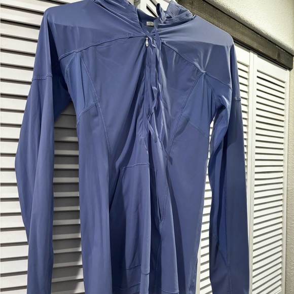 Lululemon run in the sun long sleeve hooded top 6 - Picture 5 of 8